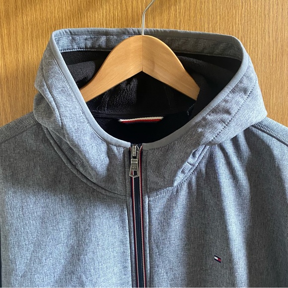 TOMMY HILFIGER • Gray Zip Midweight Softshell Jacket - XXL - Picture 8 of 16